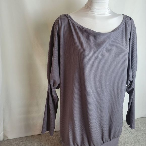 EXLURA New Collection Top - Picture 2 of 8